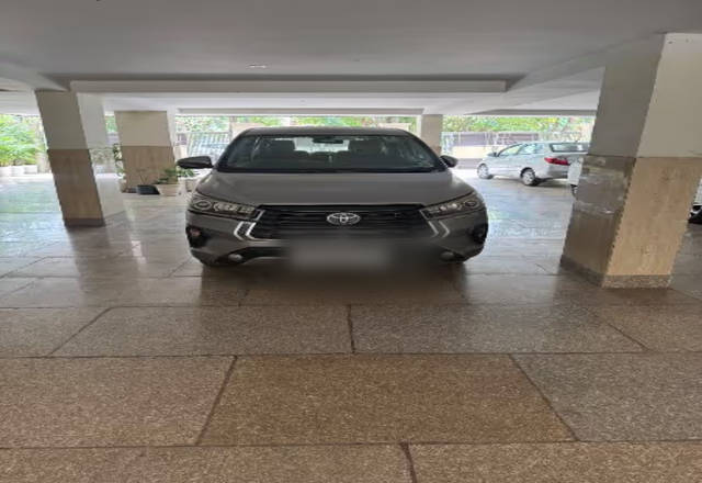 https://images10.gaadi.com/usedcar_image/4508700/original/b6919e36-4aec-4af3-9a78-f2fb99c87fb8.?imwidth=6400