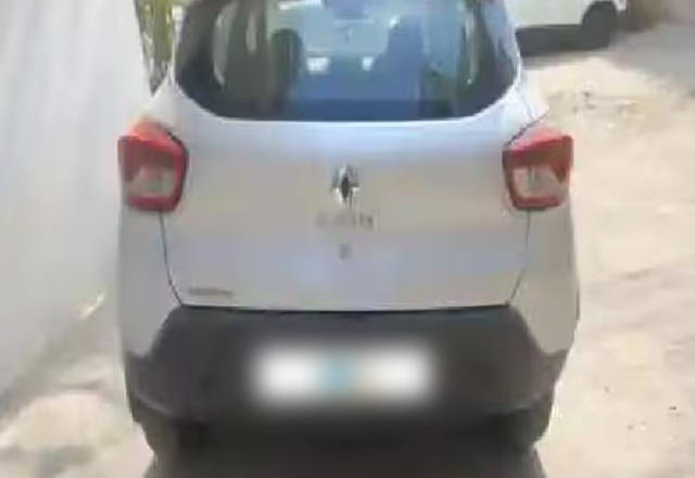 https://images10.gaadi.com/usedcar_image/4508734/original/b78aca54-24fd-4bf4-a97e-e09eb0e30261.?imwidth=6401