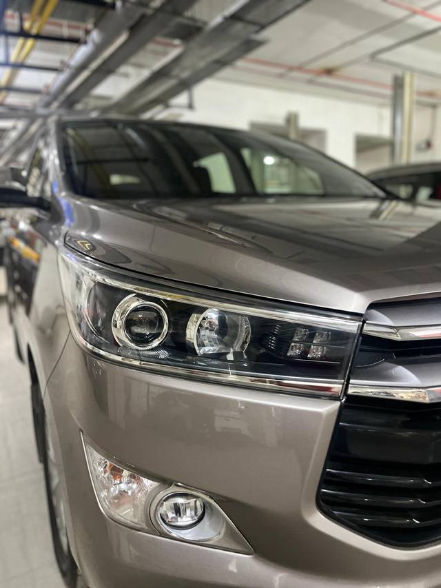 https://images10.gaadi.com/usedcar_image/4508767/original/d61cb94f26fc04434471f99e2f819479.jpeg?imwidth=6400
