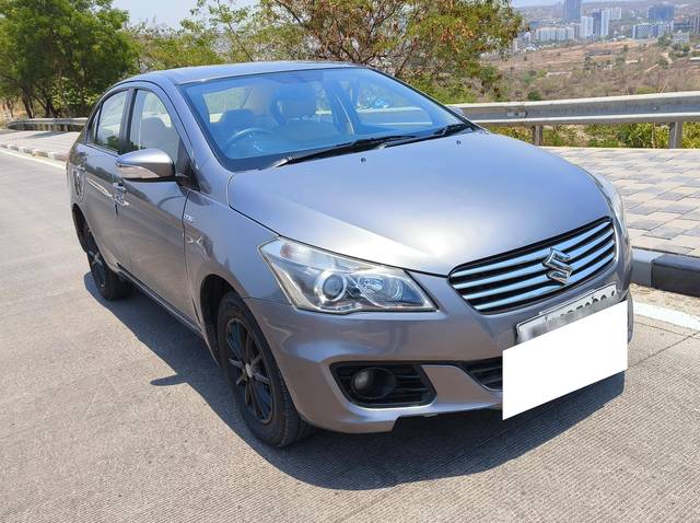 https://images10.gaadi.com/usedcar_image/4508778/original/processed_5bd49fd5da152dd9005a43e2c75ccb2d.jpg?imwidth=6400