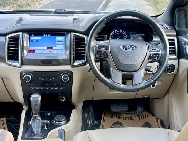 https://images10.gaadi.com/usedcar_image/4508805/original/7c8ef1e69961824364ff0eefb5ea1aeb.jpg?imwidth=6402