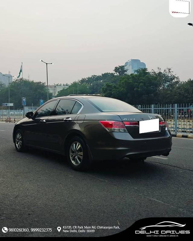 https://images10.gaadi.com/usedcar_image/4508810/original/processed_9862a3e293c8f326f8d10c916220a431.jpeg?imwidth=6401