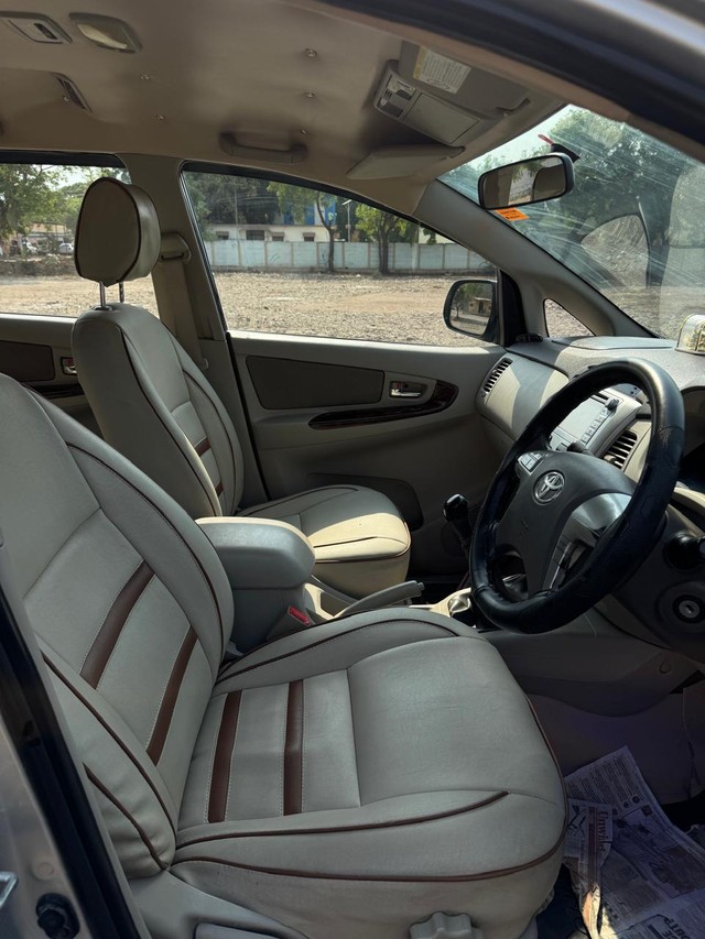 Second-hand 2012 Toyota Innova 2.5 G1 BSIV for sale in Solapur-5