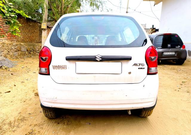 https://images10.gaadi.com/usedcar_image/4509010/original/processed_b69980e6f7db9bc705eb5621cc283097.jpg?imwidth=6401