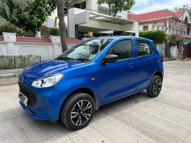 https://images10.gaadi.com/usedcar_image/4509034/original/92ea9a5c4d5e69f9ca0b7588be4d828e.jpg?imwidth=6400