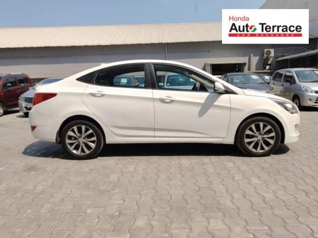 Second-hand 2017 Hyundai Verna 1.6 CRDi SX for sale in Thanjavur-3