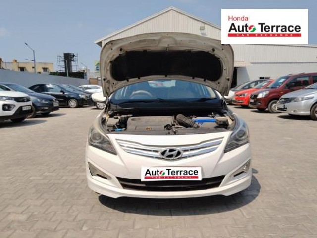 Second-hand 2017 Hyundai Verna 1.6 CRDi SX for sale in Thanjavur-7