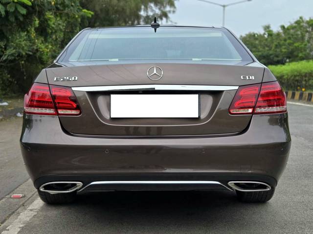 https://images10.gaadi.com/usedcar_image/4509044/original/processed_6a729bda7287a1abe265835c6d7492a8.jpeg?imwidth=6402