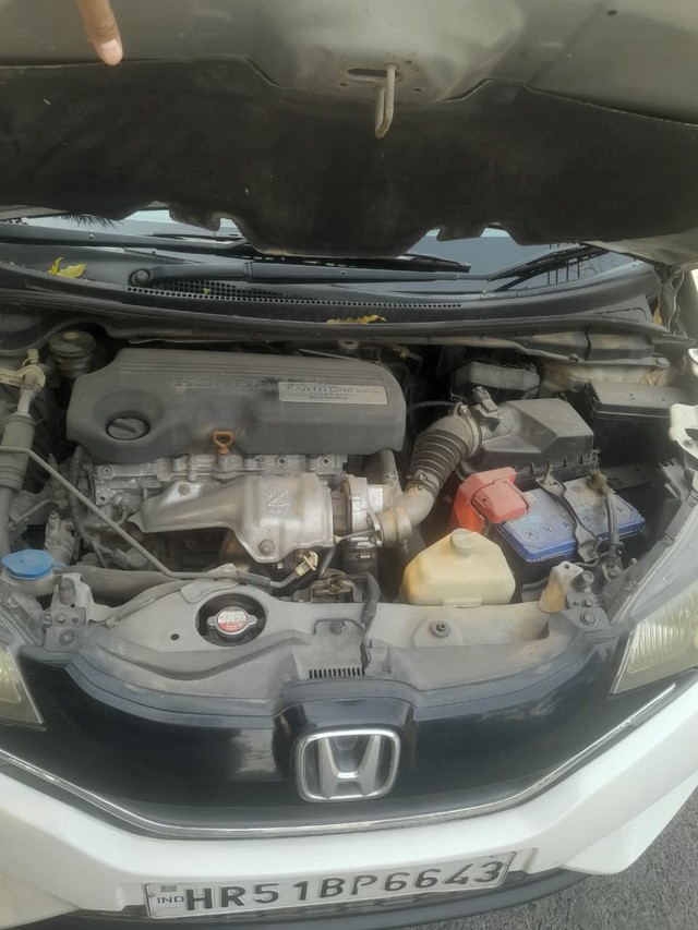 Second-hand 2015 Honda Jazz 1.5 VX i DTEC for sale in Faridabad-3