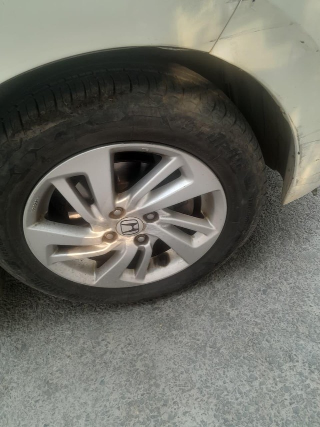 Second-hand 2015 Honda Jazz 1.5 VX i DTEC for sale in Faridabad-13