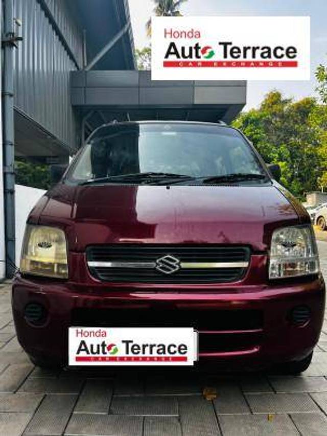 https://images10.gaadi.com/usedcar_image/4509124/original/68be779b0109a553cd3f0554b1ae0a62.jpg?imwidth=6400
