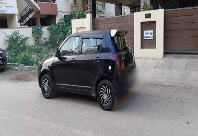 https://images10.gaadi.com/usedcar_image/4509133/original/12ab5e80-b70e-4e1a-8a6d-77a791a45064.?imwidth=6401