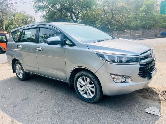 https://images10.gaadi.com/usedcar_image/4509182/original/processed_a951f68aea03904bf493d15ad165aa43.jpg?imwidth=6400