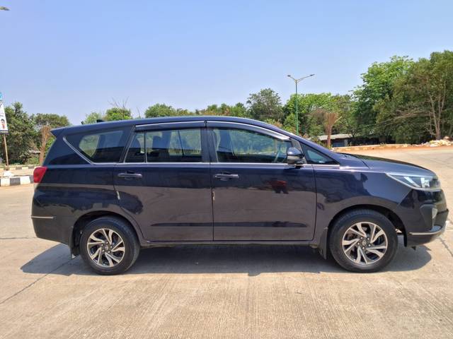 https://images10.gaadi.com/usedcar_image/4509248/original/55ef544b8cd5227f12a38a16df9a267c.jpg?imwidth=6401