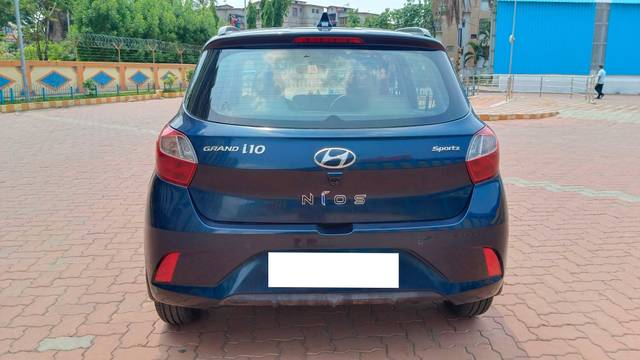 https://images10.gaadi.com/usedcar_image/4509288/original/processed_752cc45babda8aae9d7086ba2eaf2533.jpg?imwidth=6402