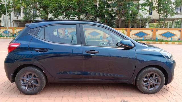 https://images10.gaadi.com/usedcar_image/4509288/original/processed_ea755e10493e2f19f7ef5968dfdbaba7.jpg?imwidth=6401