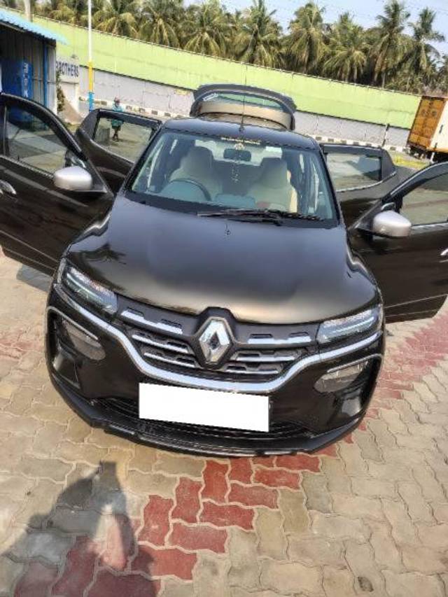 https://images10.gaadi.com/usedcar_image/4509293/original/processed_f2db5376-41ff-4cf9-9bd2-22974bef3370.jpg?imwidth=6400