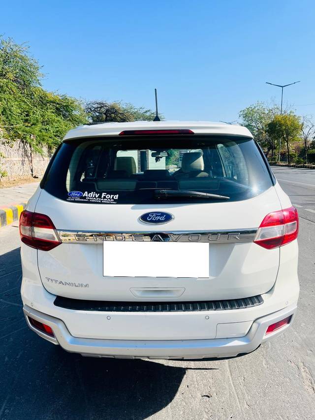 https://images10.gaadi.com/usedcar_image/4509294/original/processed_43e22160e232a3d14b889f086e753cd8.jpg?imwidth=6402
