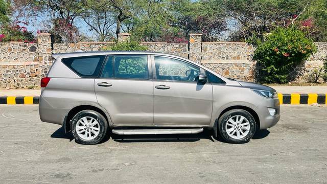 https://images10.gaadi.com/usedcar_image/4509300/original/processed_c9be9009854d8cad6447dfaac753cc53.jpg?imwidth=6401