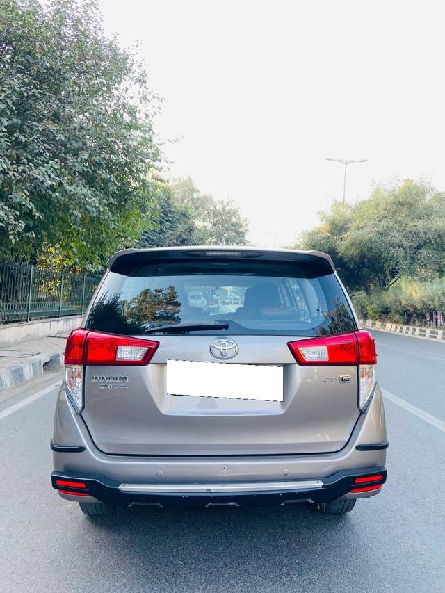 https://images10.gaadi.com/usedcar_image/4509347/original/processed_3840e3f0d2cc091d0670131cc03a658d.jpg?imwidth=6402