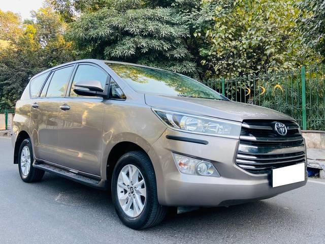 https://images10.gaadi.com/usedcar_image/4509347/original/processed_b627a99d61b9ff0b09d29c5229f32352.jpg?imwidth=6400