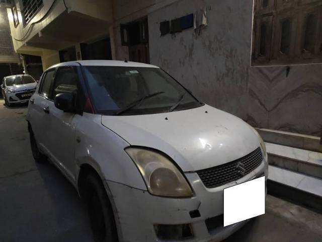 https://images10.gaadi.com/usedcar_image/4509349/original/processed_bf43bb5f-53b5-4b2d-a43e-556fd1fb68fa.jpg?imwidth=6400