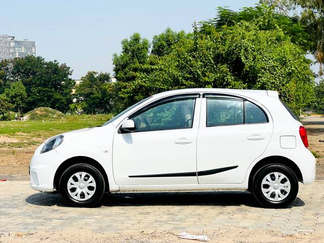 https://images10.gaadi.com/usedcar_image/4509372/original/5fe49a91fff66b613252eb0c6071da2f.jpg?imwidth=6402
