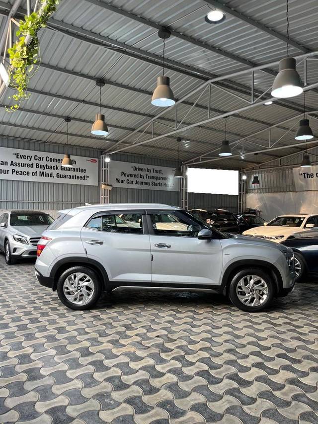 https://images10.gaadi.com/usedcar_image/4509474/original/processed_13246313988a9ed0ca9478326556ebcf.jpg?imwidth=6401
