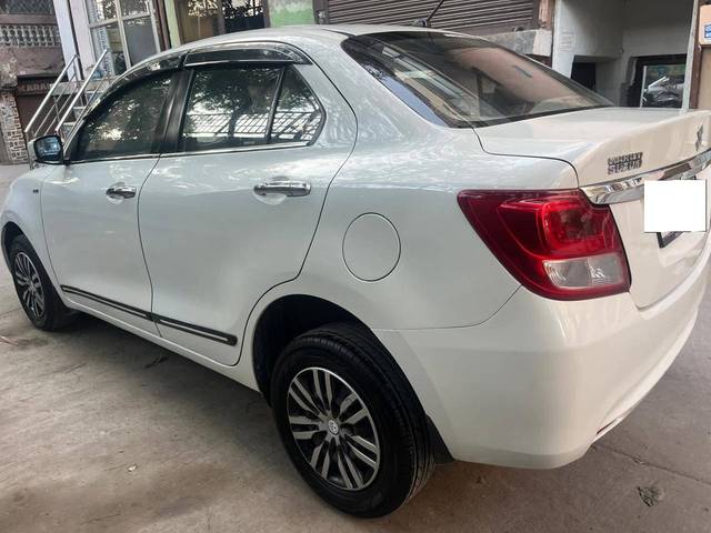 https://images10.gaadi.com/usedcar_image/4509484/original/processed_65e0407a13d3b6f43186ac867f94498f.jpg?imwidth=6402