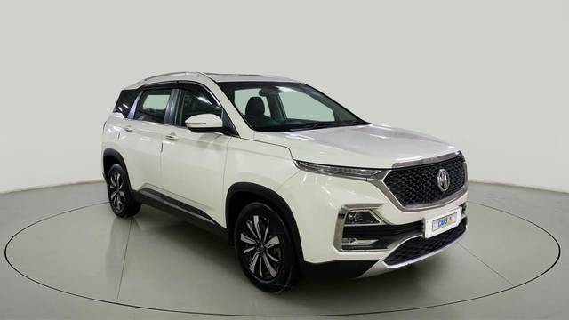 https://images10.gaadi.com/usedcar_image/4509559/original/372df91a70cde0a14cb7fc3754c74608.jpg?imwidth=6400