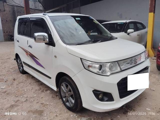 https://images10.gaadi.com/usedcar_image/4509564/original/processed_1f892f27-9118-4f6b-8468-eb0000a3e3ef.jpeg?imwidth=6400
