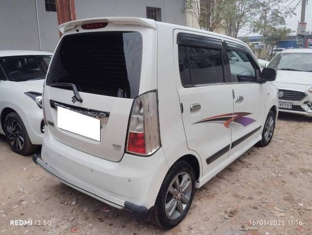 https://images10.gaadi.com/usedcar_image/4509564/original/processed_efdada65-87be-445d-913a-c0d311ab6610.jpeg?imwidth=6401