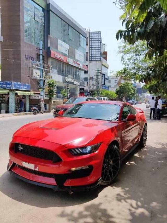 https://images10.gaadi.com/usedcar_image/4509571/original/processed_8fb45db4-4211-46ee-bedd-b60daede54f9.jpeg?imwidth=6402