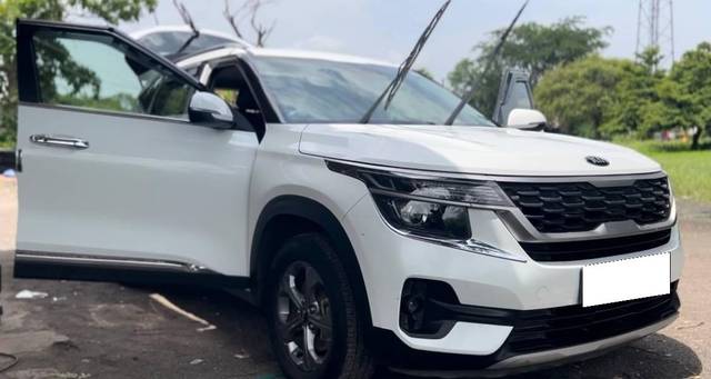 https://images10.gaadi.com/usedcar_image/4509632/original/processed_f4e308f0-9168-41c6-9941-0d667b5cce2d.jpeg?imwidth=6401