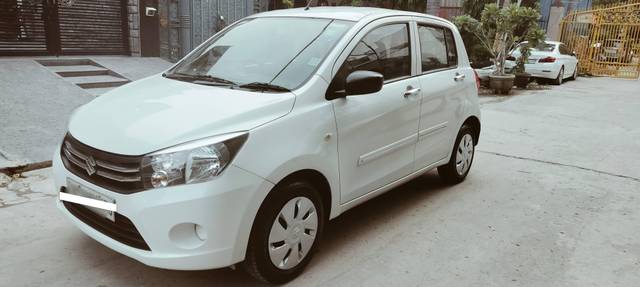 https://images10.gaadi.com/usedcar_image/4509671/original/processed_5bb924db38d948478f3da5953041f552.jpg?imwidth=6400