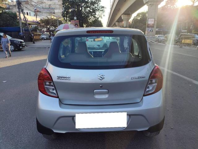 https://images10.gaadi.com/usedcar_image/4509678/original/processed_49c15d8bc68657e0b1c35477bbbc0687.jpg?imwidth=6402