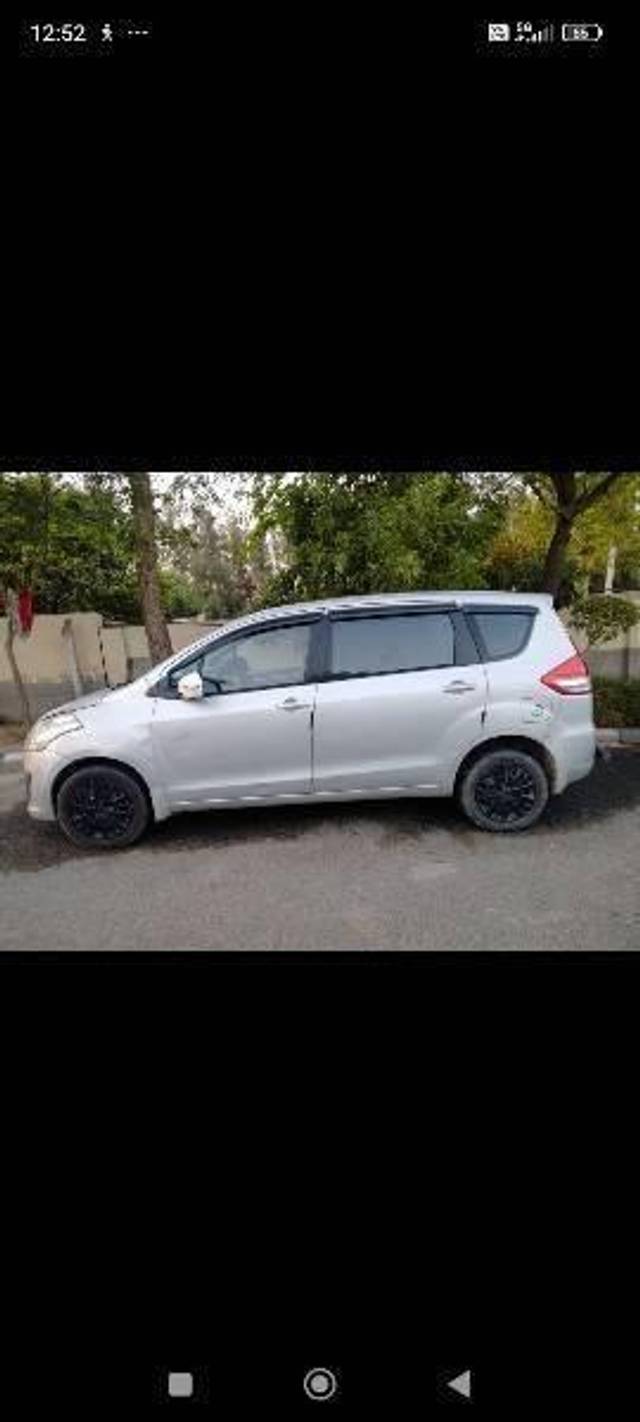 https://images10.gaadi.com/usedcar_image/4509687/original/processed_processed_d7b2ab1f-212c-40b5-be88-a8d36e47703a.jpg?imwidth=6400