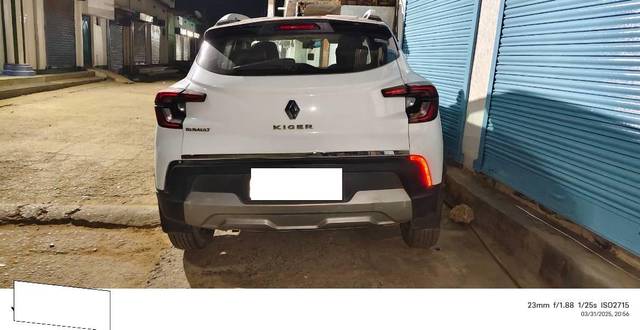 https://images10.gaadi.com/usedcar_image/4509725/original/processed_a073b1f2-3054-4140-b68d-ec27d3c9b49e.jpg?imwidth=6400