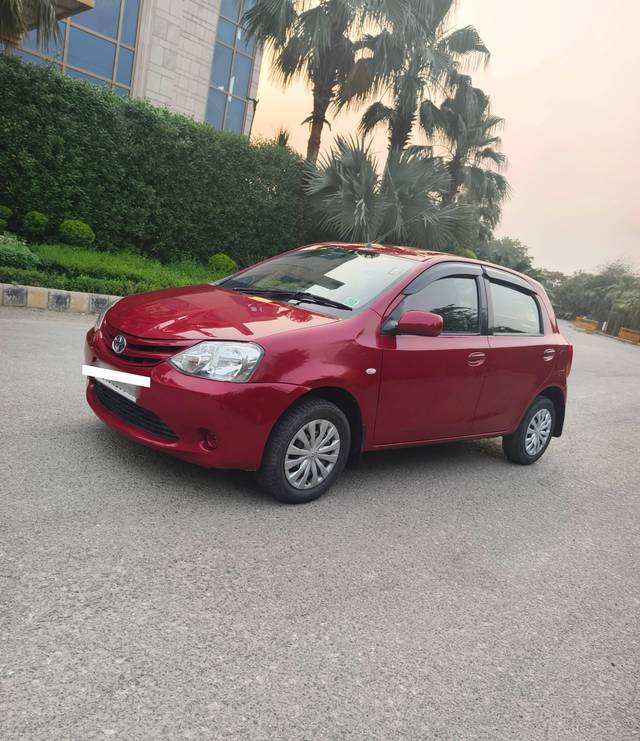 https://images10.gaadi.com/usedcar_image/4509815/original/processed_cc9d0781069a11f2bd341a7782dd4940.jpg?imwidth=6402