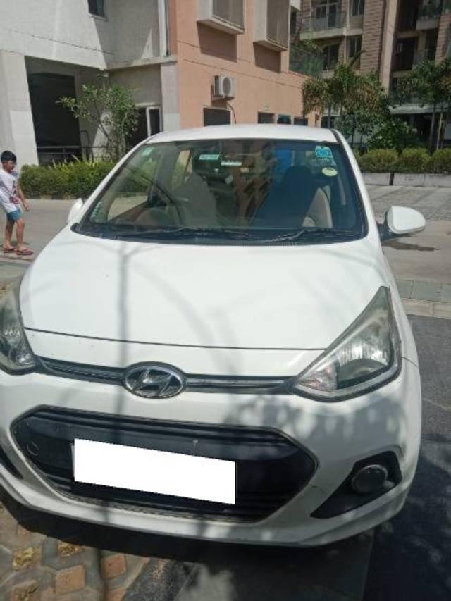 https://images10.gaadi.com/usedcar_image/4509818/original/processed_4b41bd12-3a06-477a-be0f-028941ed1e6d.jpg?imwidth=6401