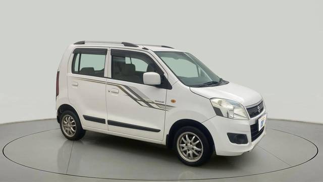 https://images10.gaadi.com/usedcar_image/4509828/original/3c26f0bba9d9e6fa0a508e77fa284f7d.jpg?imwidth=6400
