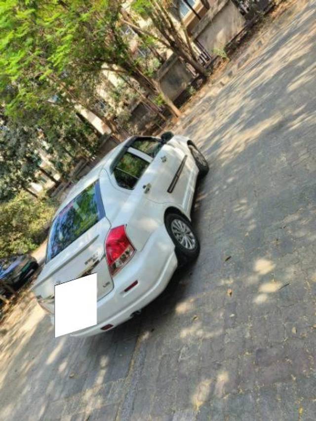 https://images10.gaadi.com/usedcar_image/4509845/original/processed_e2b953f0-bbaa-4f83-b091-9591adaba4fc.jpg?imwidth=6401