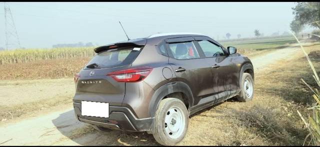 https://images10.gaadi.com/usedcar_image/4509862/original/processed_6206981d-0c66-4af8-bd97-3b6af92a3dfd.jpg?imwidth=6400