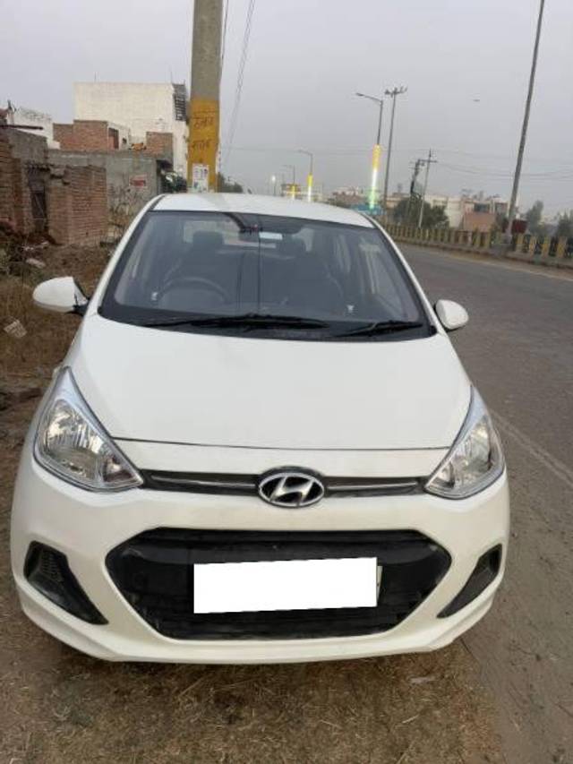 https://images10.gaadi.com/usedcar_image/4509867/original/processed_ed44c0c4-7111-4f63-be7f-9c86753acd37.jpg?imwidth=6401