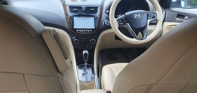 https://images10.gaadi.com/usedcar_image/4509872/original/5e82581ce869d2452b95fe15fd3011d5.jpg?imwidth=6402