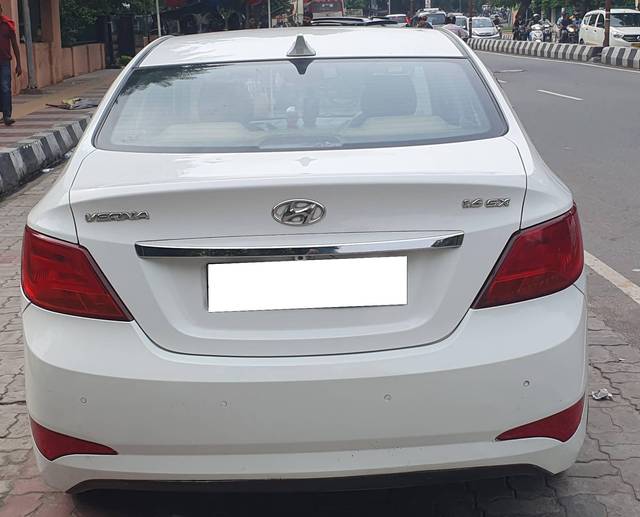 https://images10.gaadi.com/usedcar_image/4509872/original/processed_a6aaa3b4a2a319321b345640206de260.jpg?imwidth=6401