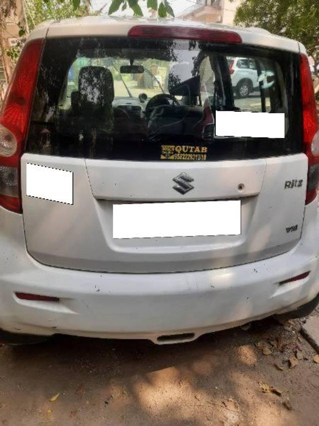 https://images10.gaadi.com/usedcar_image/4509878/original/processed_cd041c4f-4928-43e4-9e19-6460b5274510.jpg?imwidth=6402
