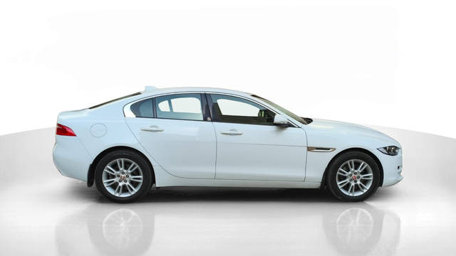 https://images10.gaadi.com/usedcar_image/4509909/original/43c9d6dffbaba429c7271cfd9d4eb675.png?imwidth=6401