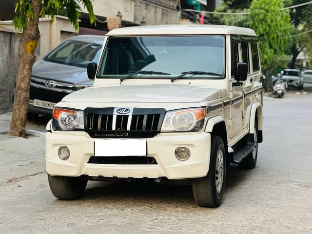 https://images10.gaadi.com/usedcar_image/4509915/original/processed_e04a926ccdc90639dacb75fa34c845d7.jpg?imwidth=6402