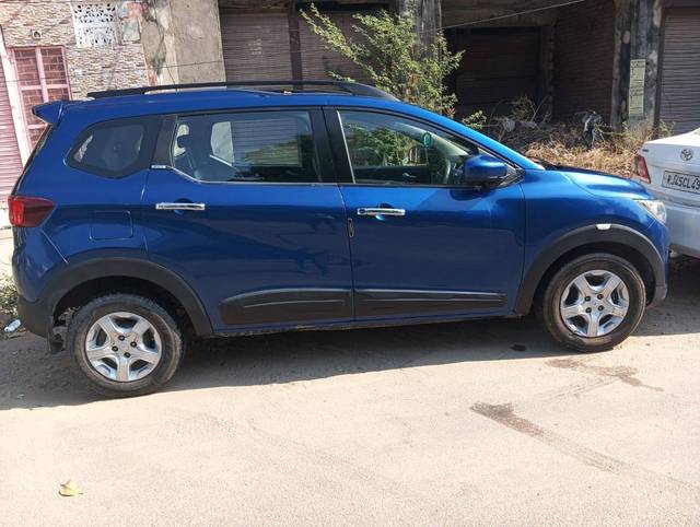 https://images10.gaadi.com/usedcar_image/4509922/original/processed_c2645659b3ee2fcfd4b248fdba0cbed6.jpg?imwidth=6401